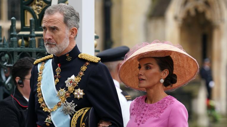 Испанският крал и кралица на коронацията на крал Чарлз Трети
