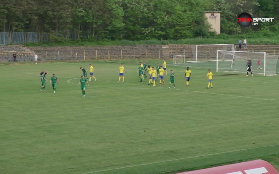 Валери Божинов вкара първия си гол с екипа на Витоша