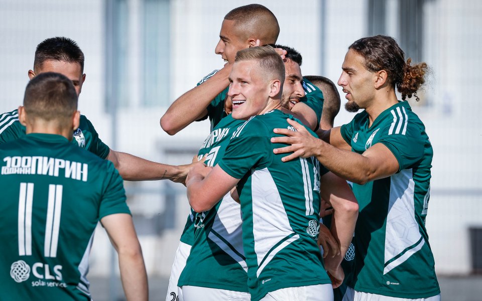 Пирин и Хебър играят при резултат 2:1 в мач от групата на