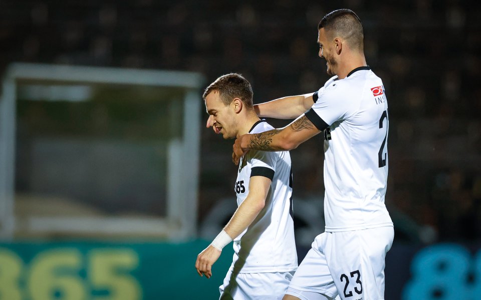 Славия приема Арда на стадион Александър Шаламанов в мач от