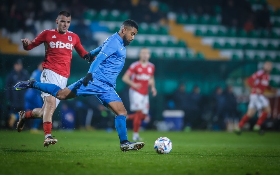 Защитникът на Левски - Ноа Сонко Сундберг, ще попадне в