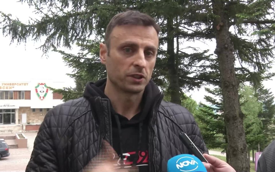 Димитър Бербатов бе гост в НВУ Васил Левски“ във Велико