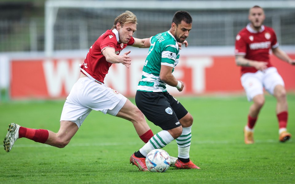 Черно море е лидер в класирането, а в последните години