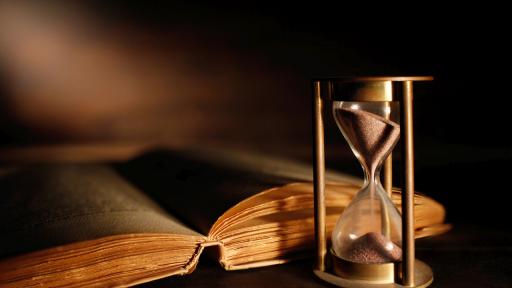 Пророчества за края на 2025 г.: Какво „познаха“ Нострадамус и Баба Ванга