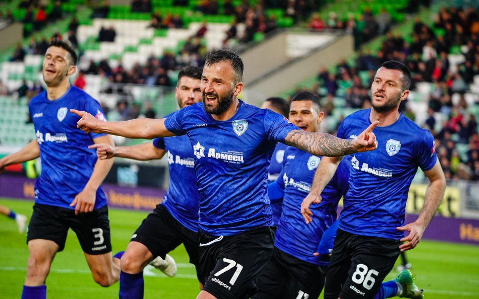 Неяснота цари около бъдещето на Черно море, тъй като 20