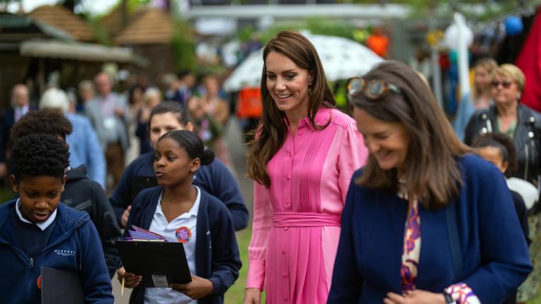  Феерична в розово: Кейт Мидълтън на годишното ревю на цветя в Челси 