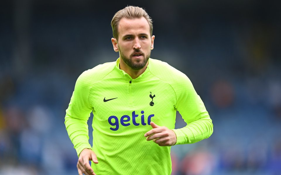 Отборите на Лийдс и Тотнъм играят при резултат 0:1 в решителен