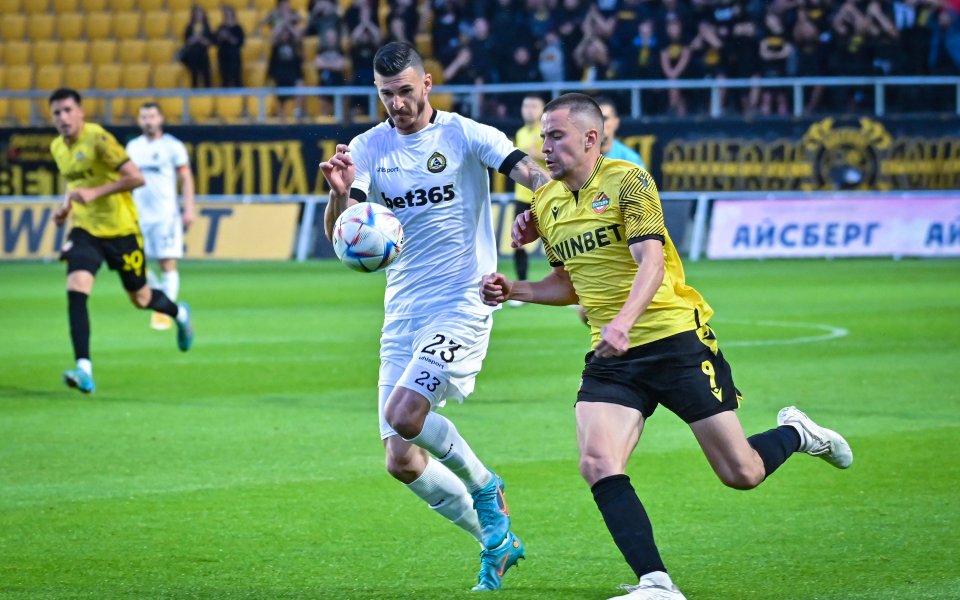 Ботев Пловдив приема Славия в мач от 8-ия кръг на