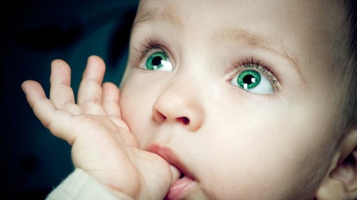 Само 2% от хората по света имат зелени очи. Какъв е шансът за вашето дете? (ТАБЛИЦА)