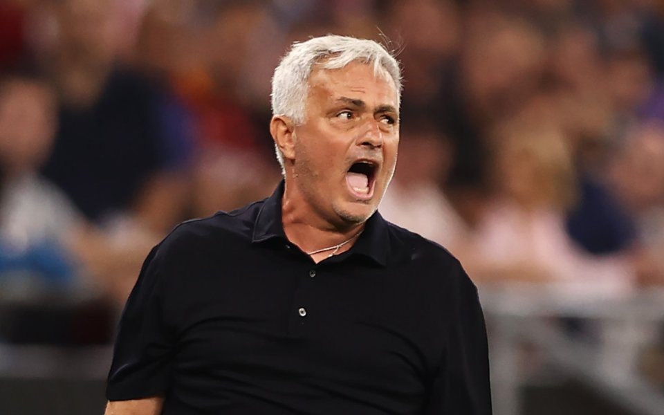 Наставникът на Рома – Жозе Моуриньо, не бе на себе