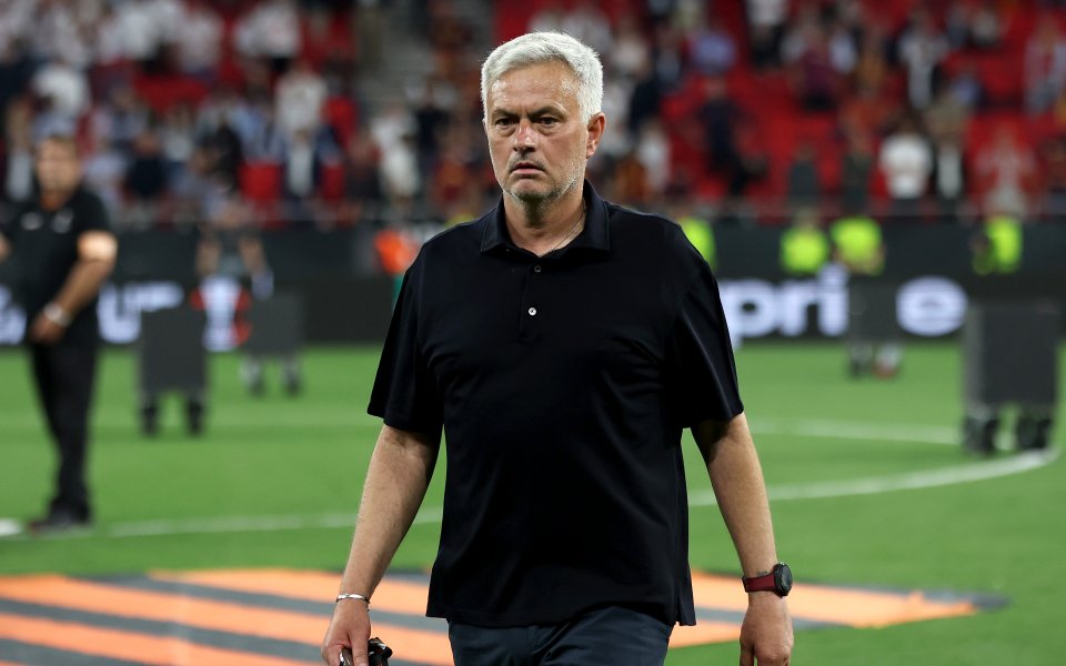 Треньорът на Рома Жозе Моуриньо опитва да привлече в клуба