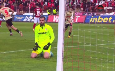  В добавеното време на първата част Педриньо отправи изстрел от