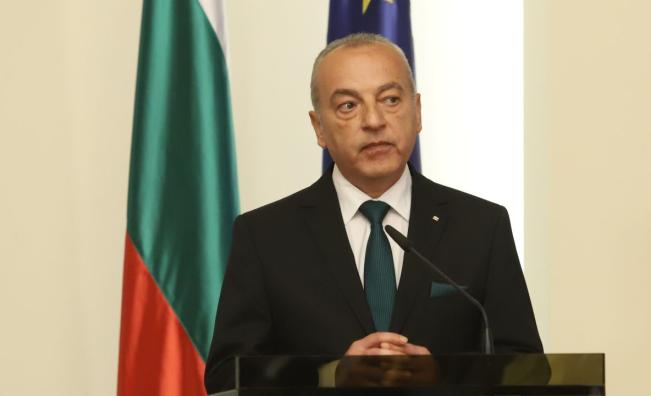 Гълъб Донев за Бюджет 2026: Стотици милиони „висят“ от предишни правителства