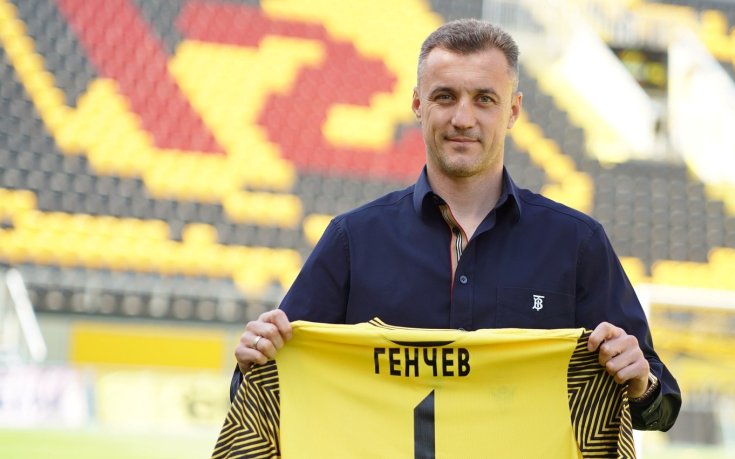 Генчев иска да върне Тодор Неделев в Ботев Пловдив