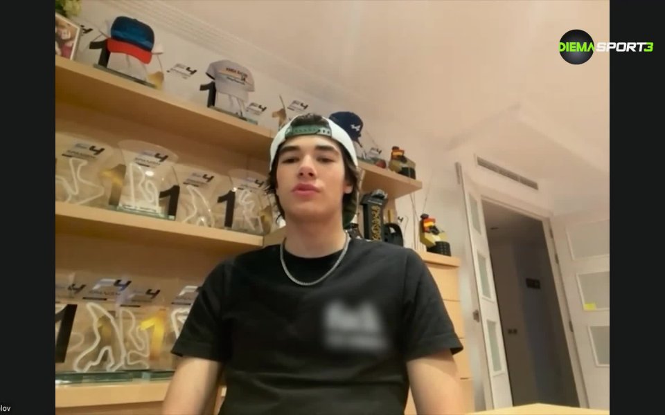 Българският пилот във Формула 3 Никола Цолов говори за трудностите