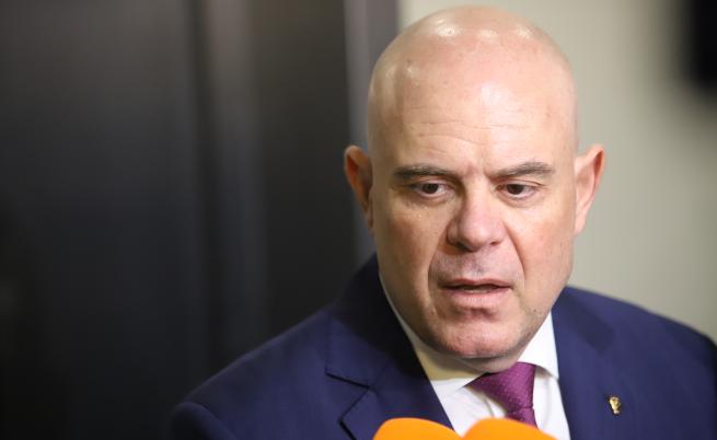ВСС отстрани главния прокурор Иван Гешев
