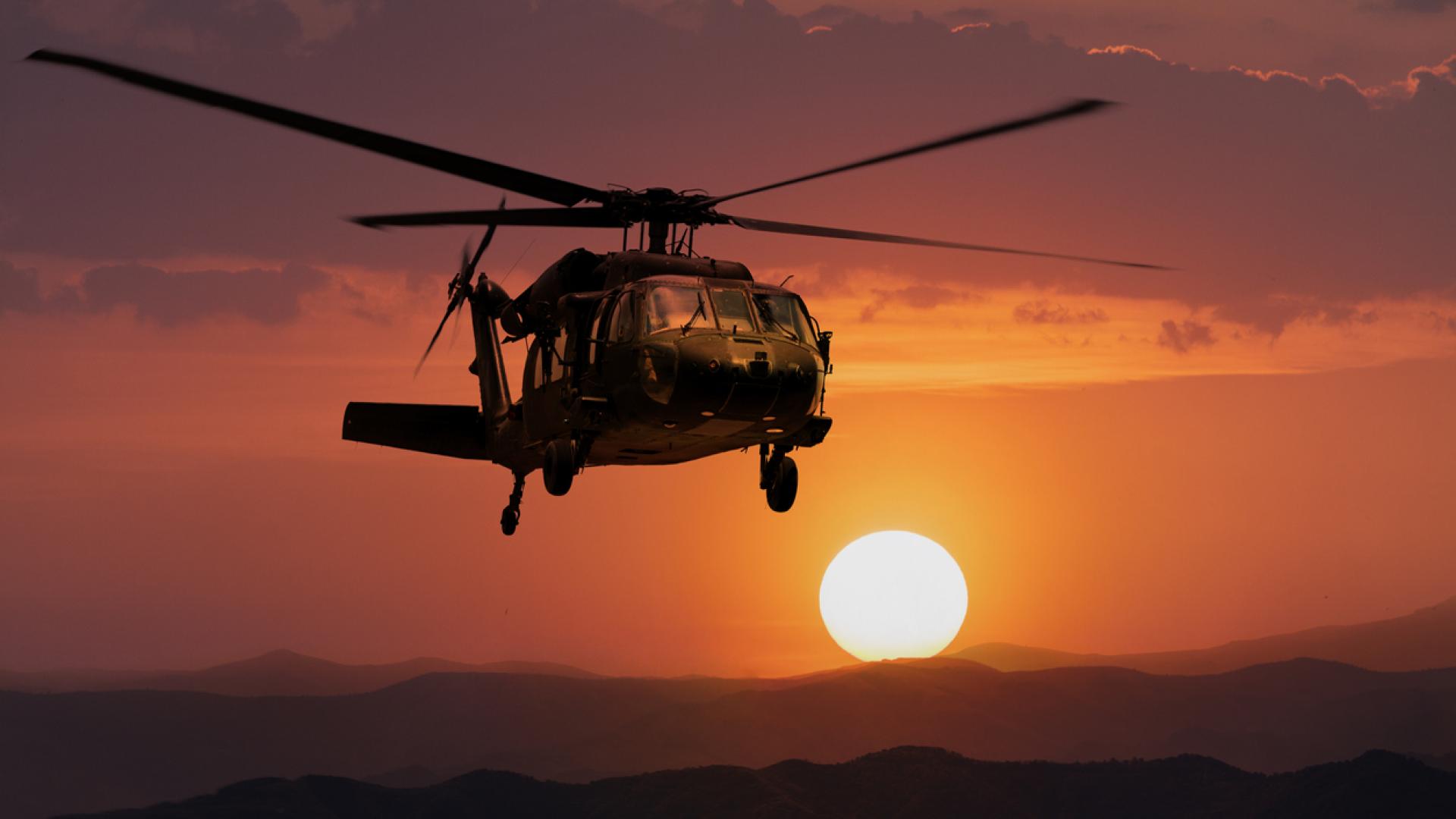 Военен хеликоптер се разби близо до военна база в щата