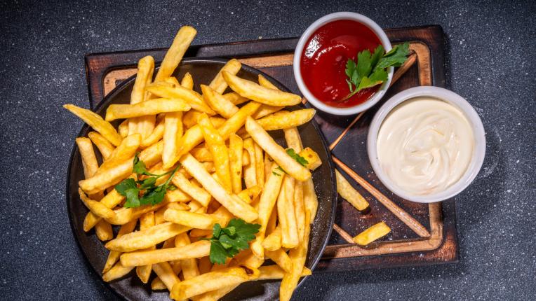  Хитри трикове за вкусни пържени картофки 