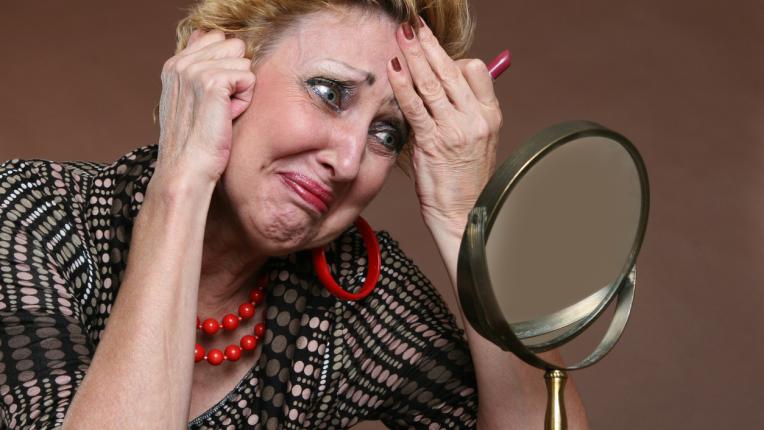  Защо не би трябвало да се поглеждате в огледалото, когато сте в неприятно въодушевление 