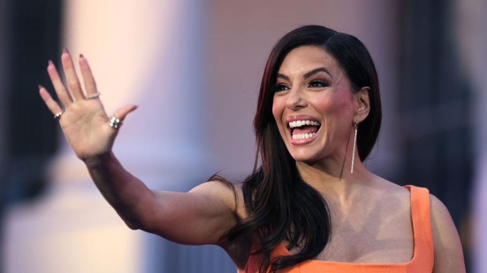 Ева Лонгория отпразнува своя 50-и рожден ден със стил, блясък