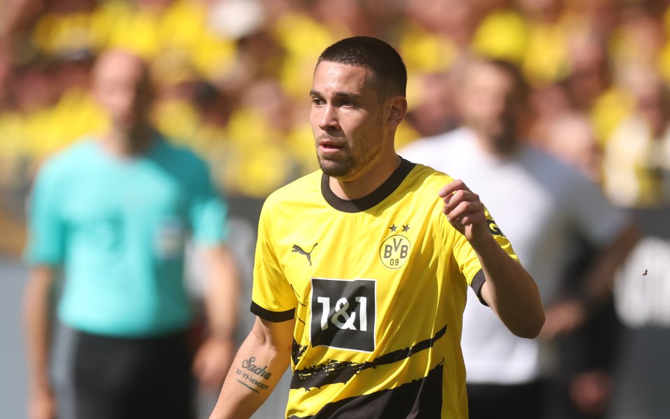 Рафаел Герейро ще премине медицински прегледи в Байерн Мюнхен в