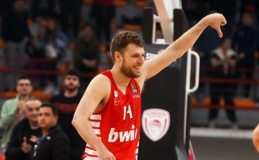 Олимпиакос намери заместник на Везенков
