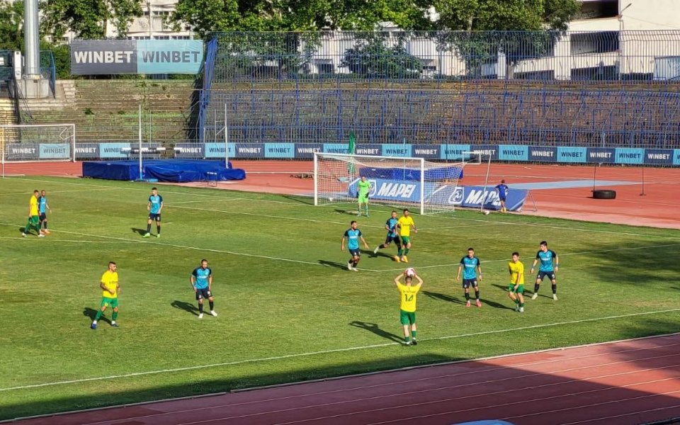 Дунав отстъпи в първата си предсезонна контрола. Драконите загубиха с
