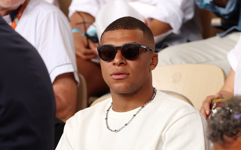 Агентът на Мбапе: Реал Мадрид няма пари за него