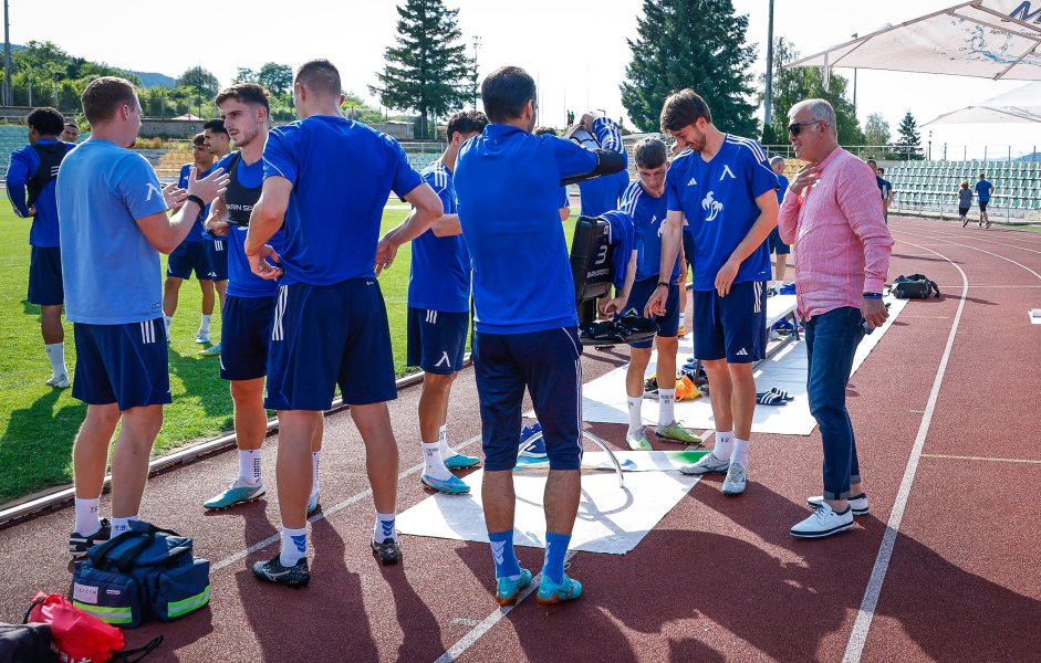 Тренировка на Левски в Правец1