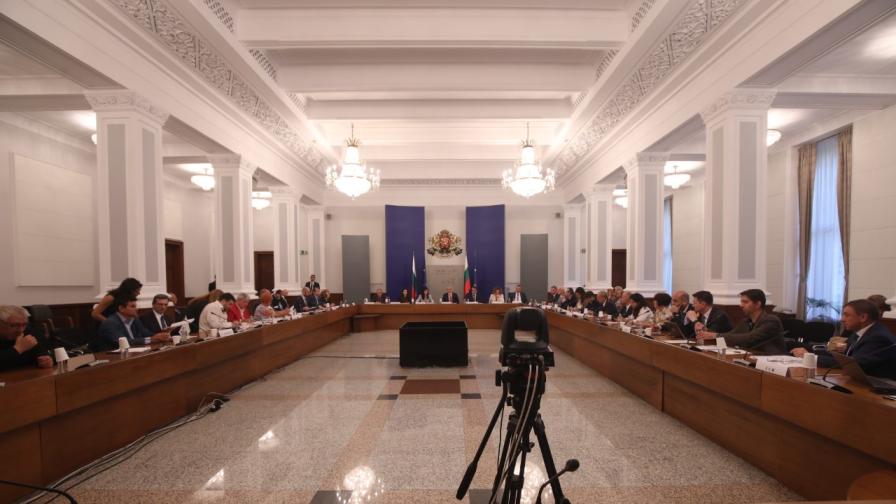 Националния съвет за тристранно сътрудничество обсъжда параметрите на Бюджет 2023, както и на бюджетите на ДОО и НЗОК.