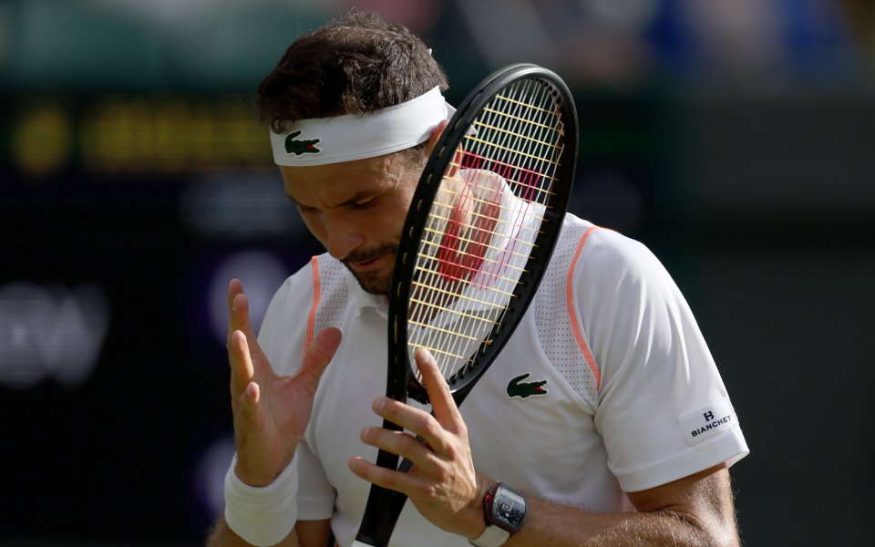 Първата ракета на България – Григор Димитров, отпадна от третия