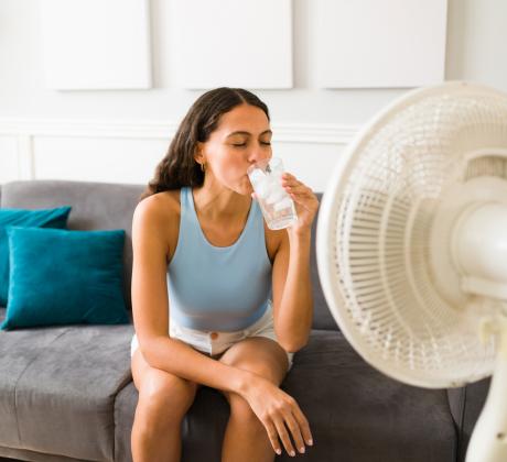 Лятото е в разгара си а апартаментът вече прилича на