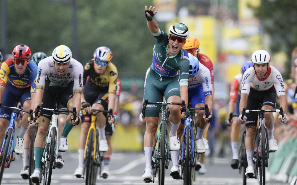 Белгиецът Яспер Филипсен от отбора на Алпесин спечели 11-ия етап