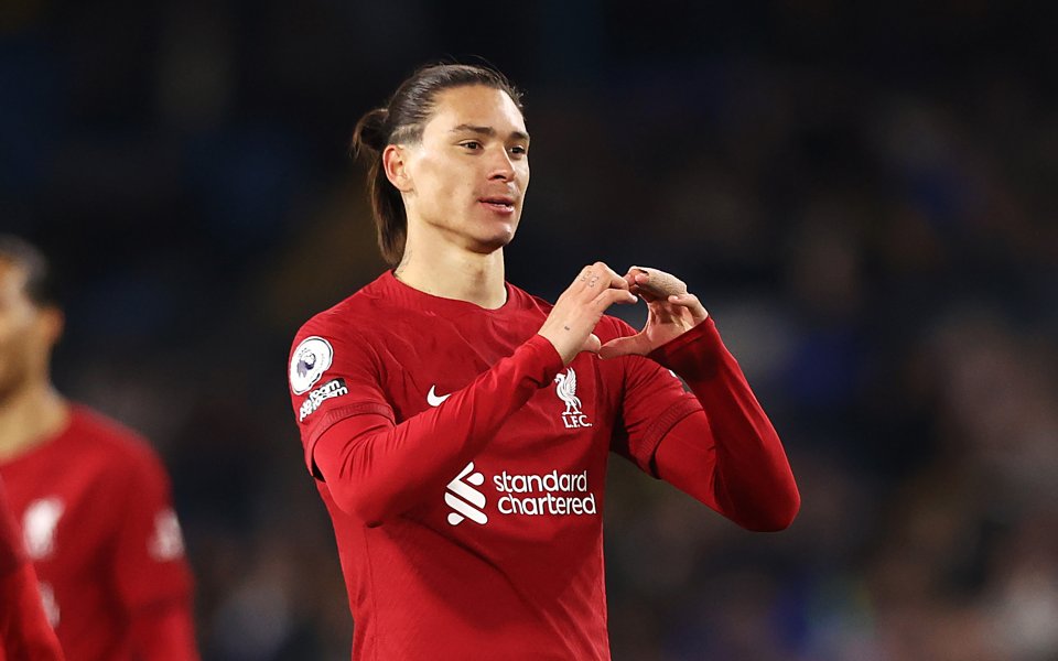 Ливърпул обяви, че нападателят Дарвин Нунес ще носи фланелката с