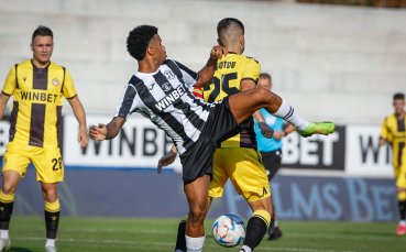 Локомотив и Ботев играят при 0 1 в дербито на Пловдив