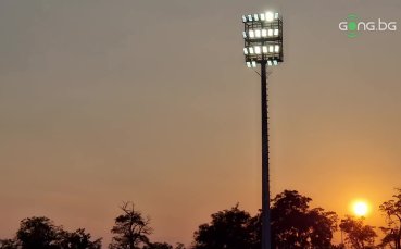 Осветлението на стадион Георги Бенковски в Пазарджик светна за първи