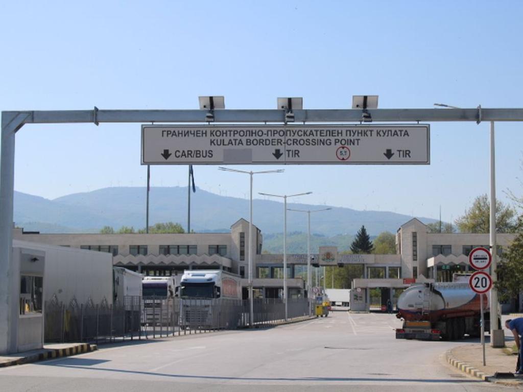 Интензивен е трафикът за товарни автомобили на някои от граничните