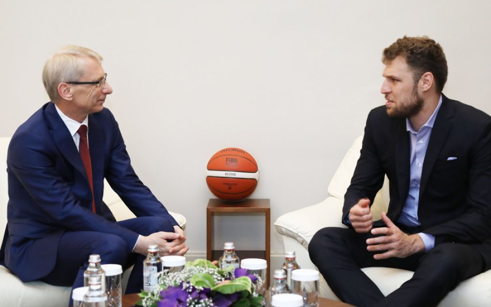 Спортът дава увереност, обединява и е средство, чрез което децата