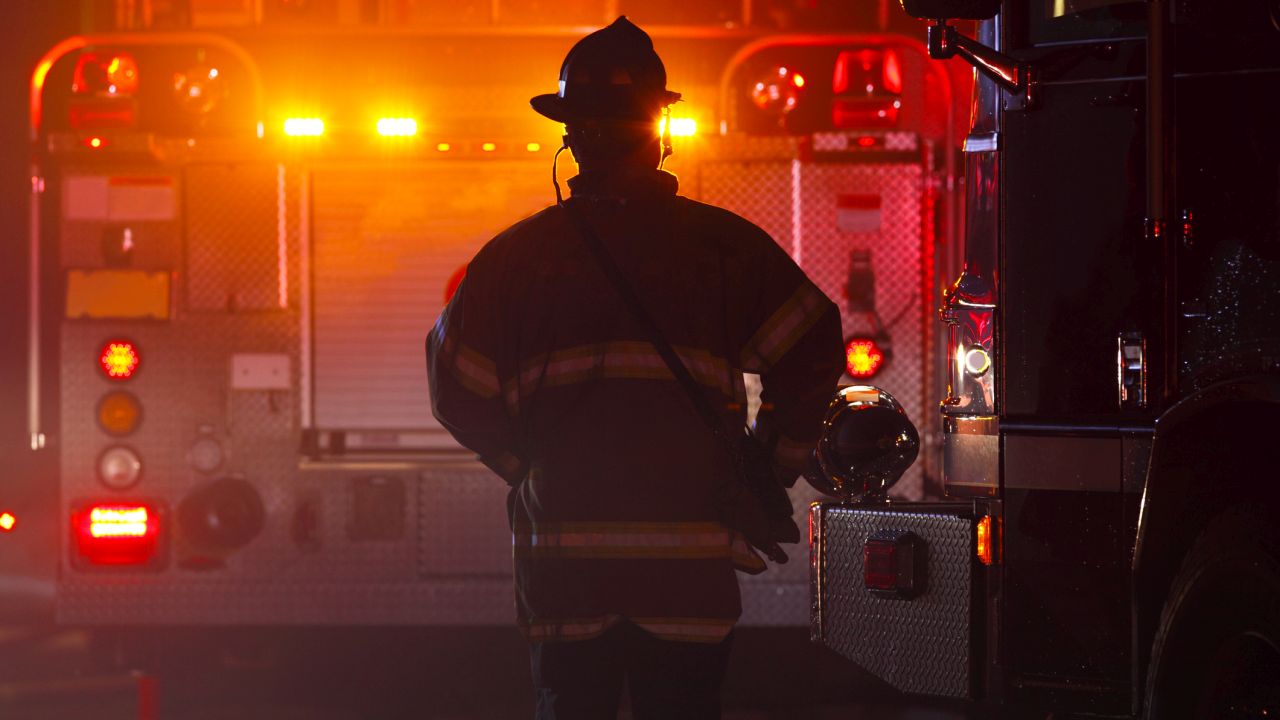 Пожар в нощен клуб в Германия, 750 души евакуирани