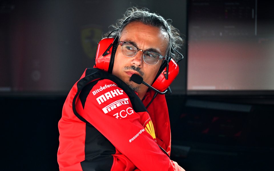 Отборът на Ферари официално обяви, че Лоран Мекис е напуснал