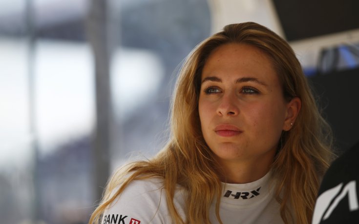 Съотборничка на Никола Цолов стана първата жена с точки във Формула 3