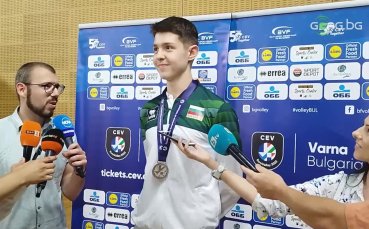 Волейболният национал в отбора до 17 години Жасмин Величков бе