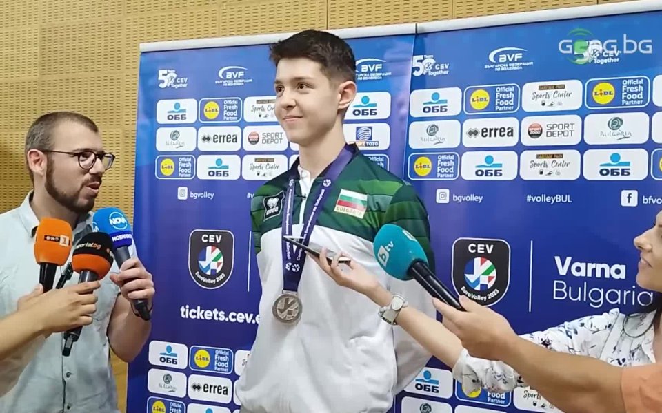 Волейболният национал в отбора до 17 години Жасмин Величков бе