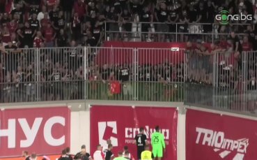 Феновете на ЦСКА на Сепси Арена изпратиха футболистите на тима