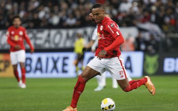 Наполи е близо до това да си осигури заместник на