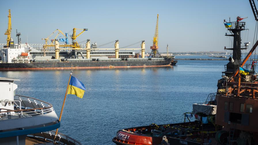 Киев обяви военна заплаха за шест руски пристанища в Черно море