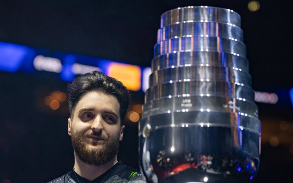 Team Liquid достигна до финала в своята група B в