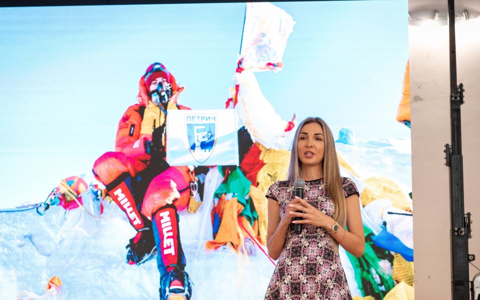 Безучастна към насилието у нас не остана и първата българка