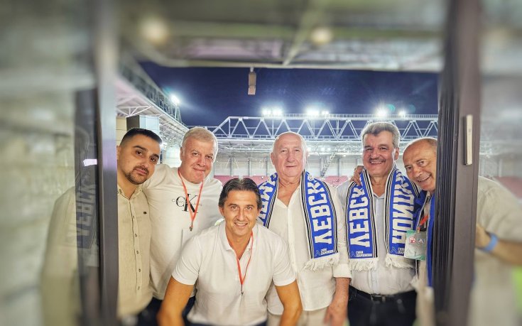 Чорни и Батков гледат Левски в Израел