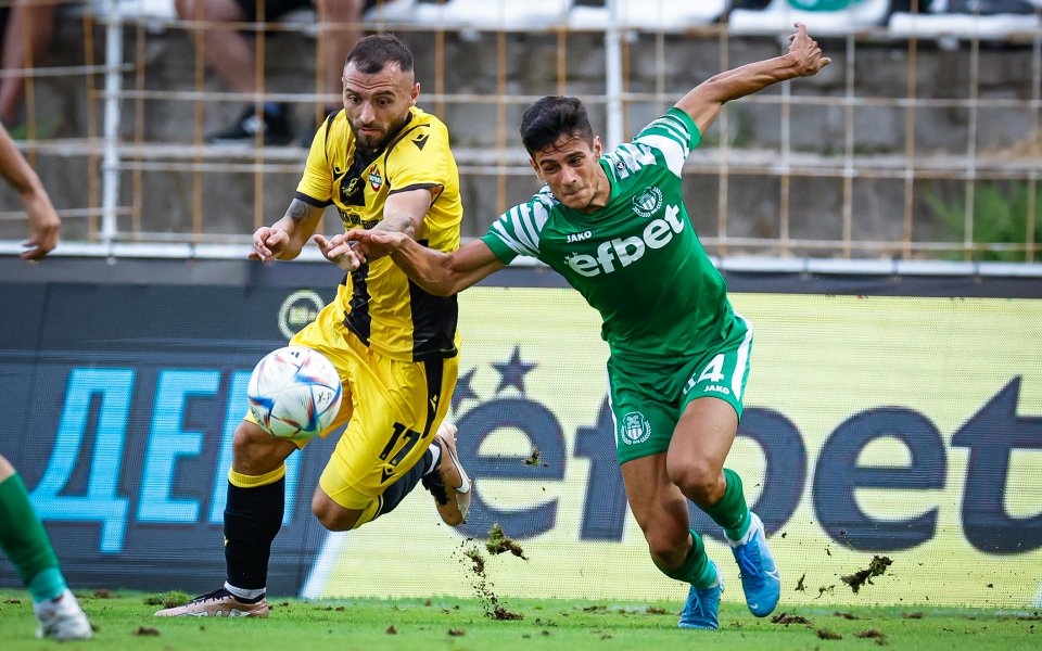 Ботев Пловдив приема Хебър Пазарджик в регионален сблъсък. Двубоят на